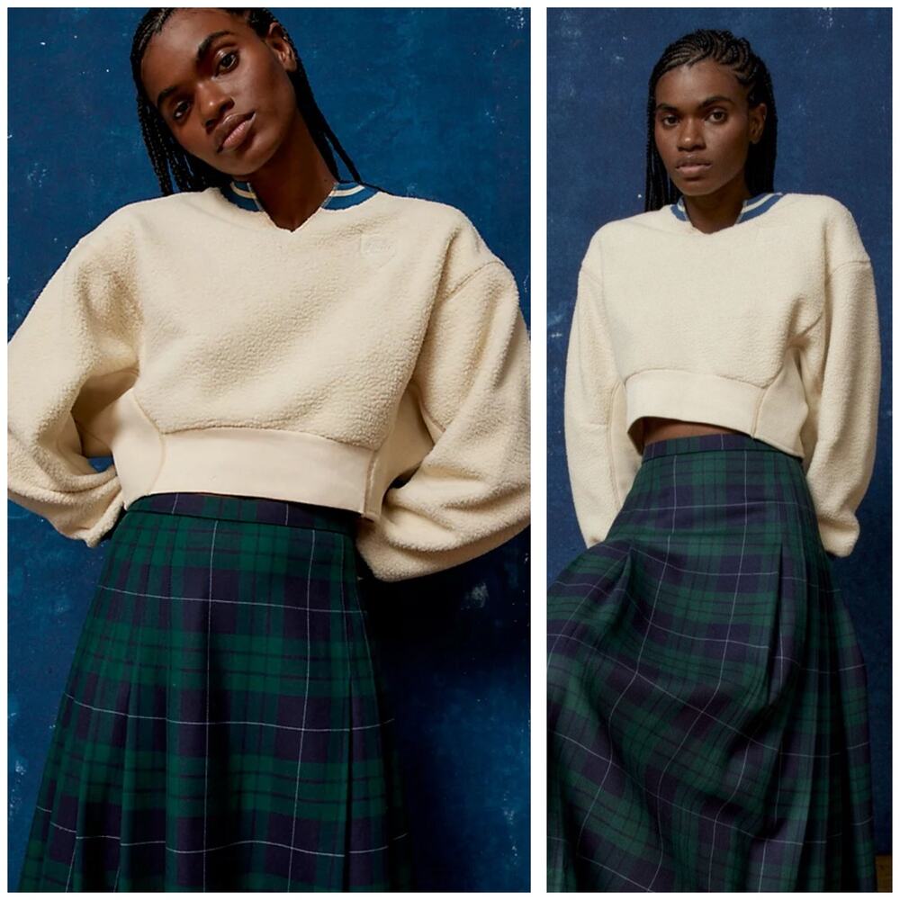 Urban Outfitters BDG Collins Fleece Pullover Sweatshirt Size Small Cropped